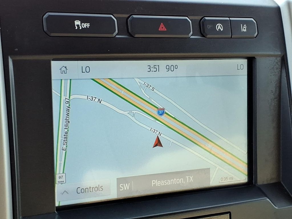 Used Car 2020 Ford F-150  Lariat For Sale Under $35,000 In Pleasanton, Texas