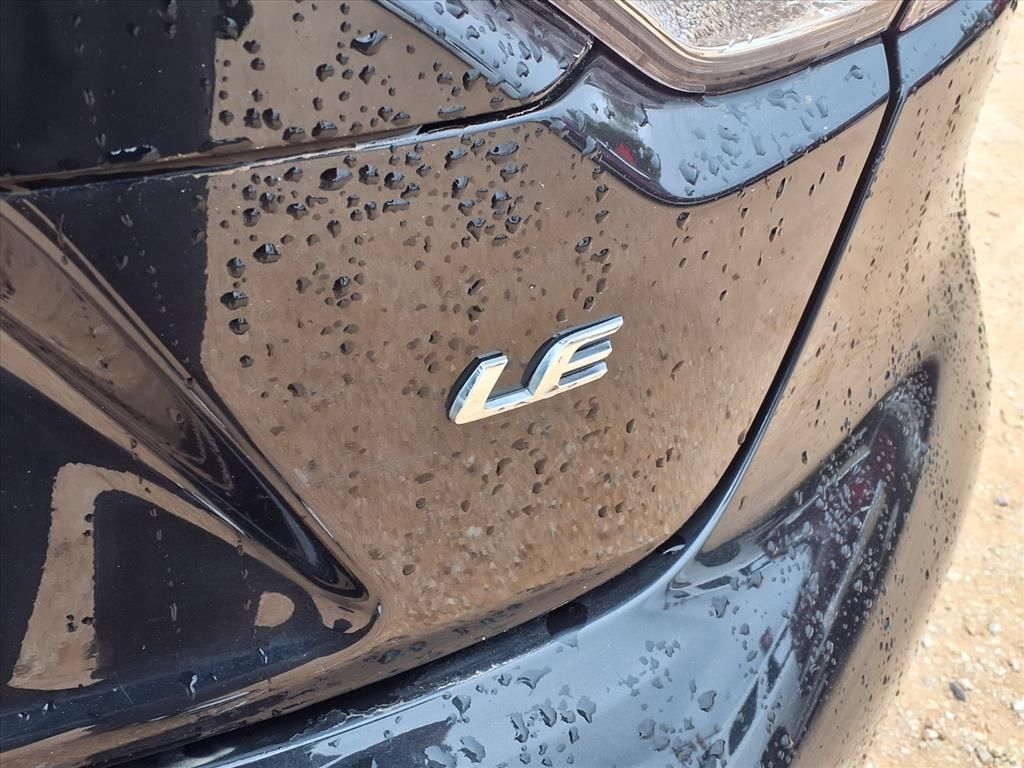 Used Car 2021 Toyota Corolla  Le For Sale Under $20,000 In Pleasanton, Texas