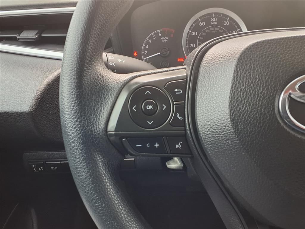 Used Car 2021 Toyota Corolla  Le For Sale Under $20,000 In Pleasanton, Texas