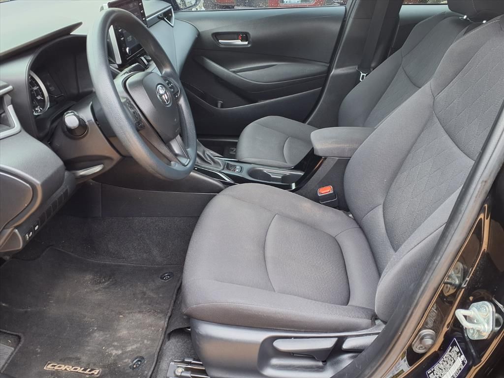 Used Car 2021 Toyota Corolla  Le For Sale Under $20,000 In Pleasanton, Texas