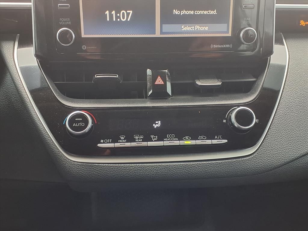 Used Car 2021 Toyota Corolla  Le For Sale Under $20,000 In Pleasanton, Texas