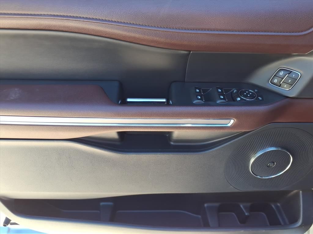 Used Car 2023 Ford Expedition  Limited For Sale Under $50,000 In Pleasanton, Texas