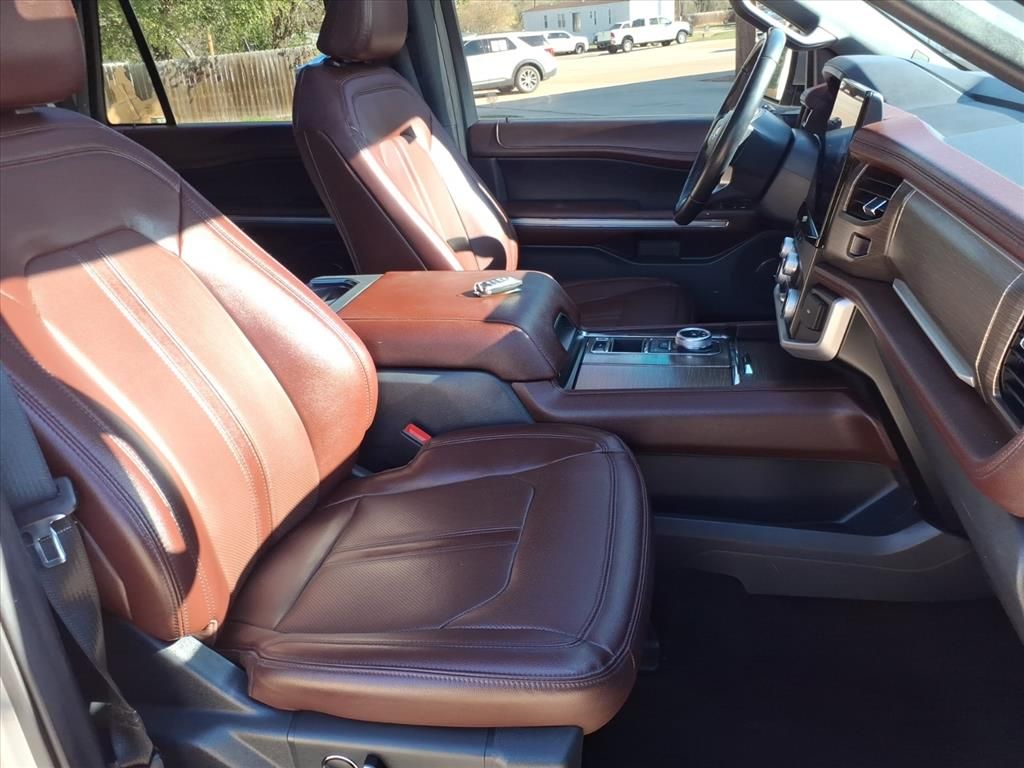 Used Car 2023 Ford Expedition  Limited For Sale Under $50,000 In Pleasanton, Texas