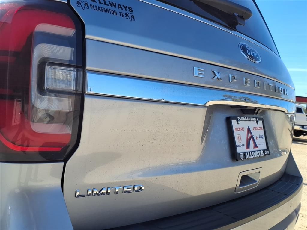 Used Car 2023 Ford Expedition  Limited For Sale Under $50,000 In Pleasanton, Texas