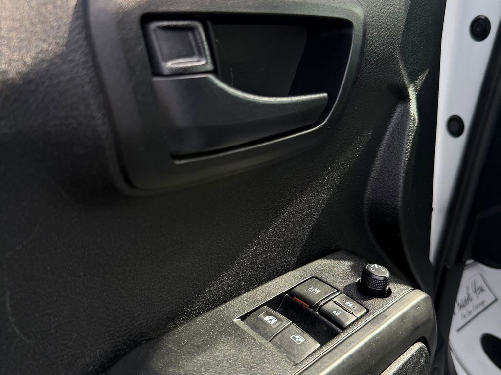 Used Car 2021 Toyota Tacoma  Sr For Sale Under $25,000 In Pleasanton, Texas