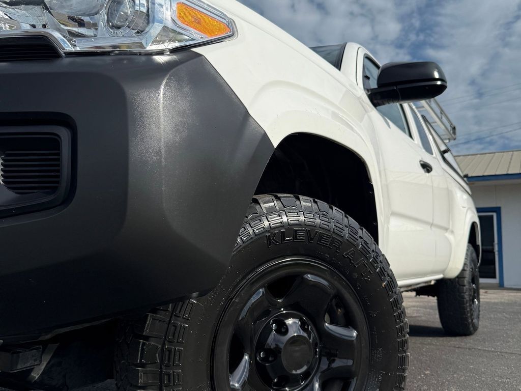 Used Car 2021 Toyota Tacoma  Sr For Sale Under $25,000 In Pleasanton, Texas