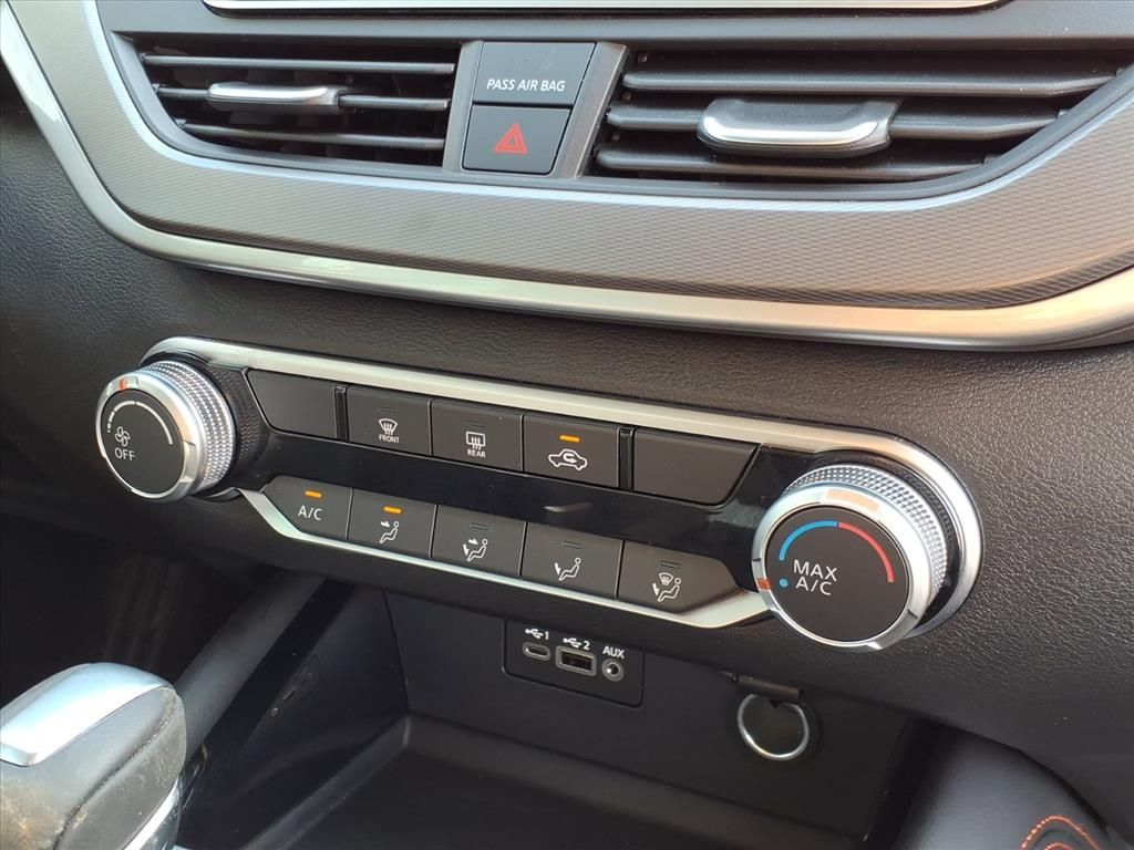 Used Car 2025 Nissan Altima  Sr For Sale Under $30,000 In Pleasanton, Texas