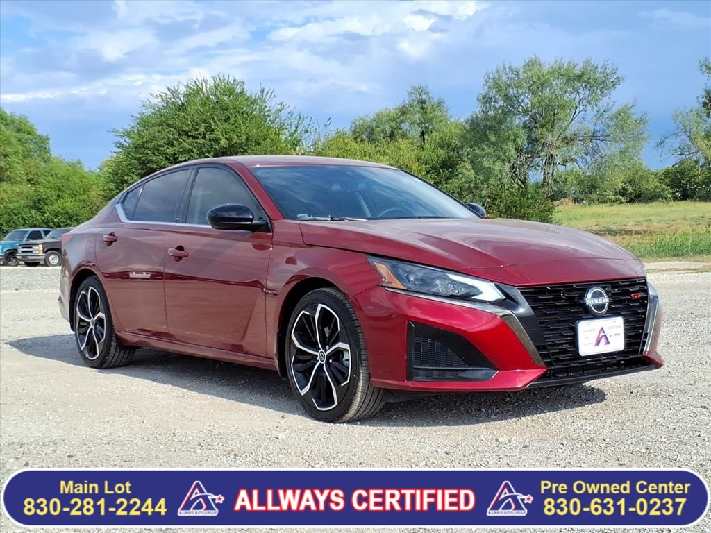 Used Car 2025 Nissan Altima  Sr For Sale Under $25,000 In Pleasanton, Texas