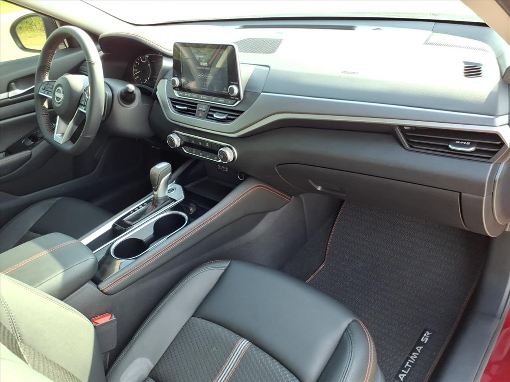 Used Car 2025 Nissan Altima  Sr For Sale Under $25,000 In Pleasanton, Texas