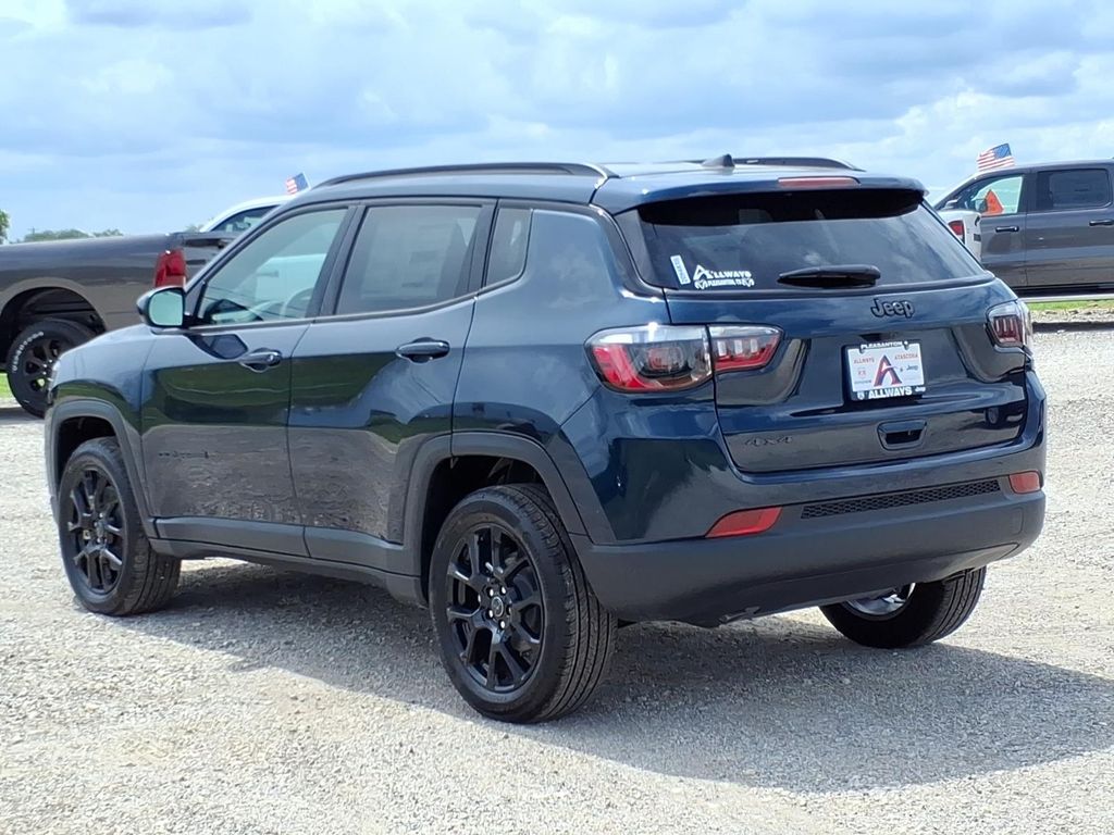 New Car 2025 Jeep Grand Cherokee  Altitude X For Sale Under $50,000 In Pleasanton, Texas