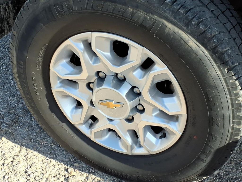 Used Car 2024 Chevrolet Silverado  Lt For Sale Under $50,000 In Pleasanton, Texas