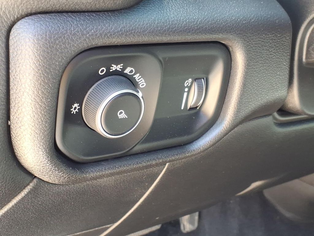 Used Car 2022 Ram 2500  Big Horn For Sale Under $35,000 In Pleasanton, Texas