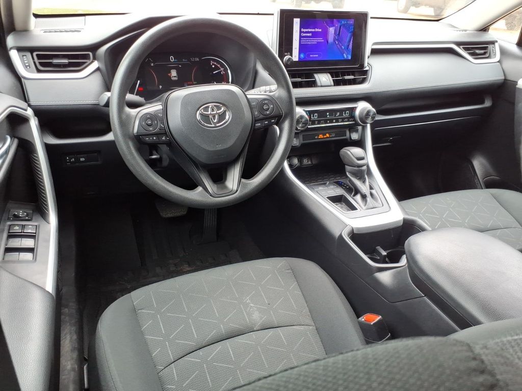 Used Car 2024 Toyota Rav4  Xle For Sale Under $30,000 In Pleasanton, Texas