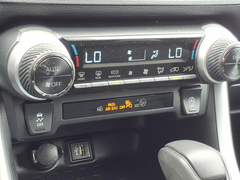 Used Car 2024 Toyota Rav4  Xle For Sale Under $30,000 In Pleasanton, Texas