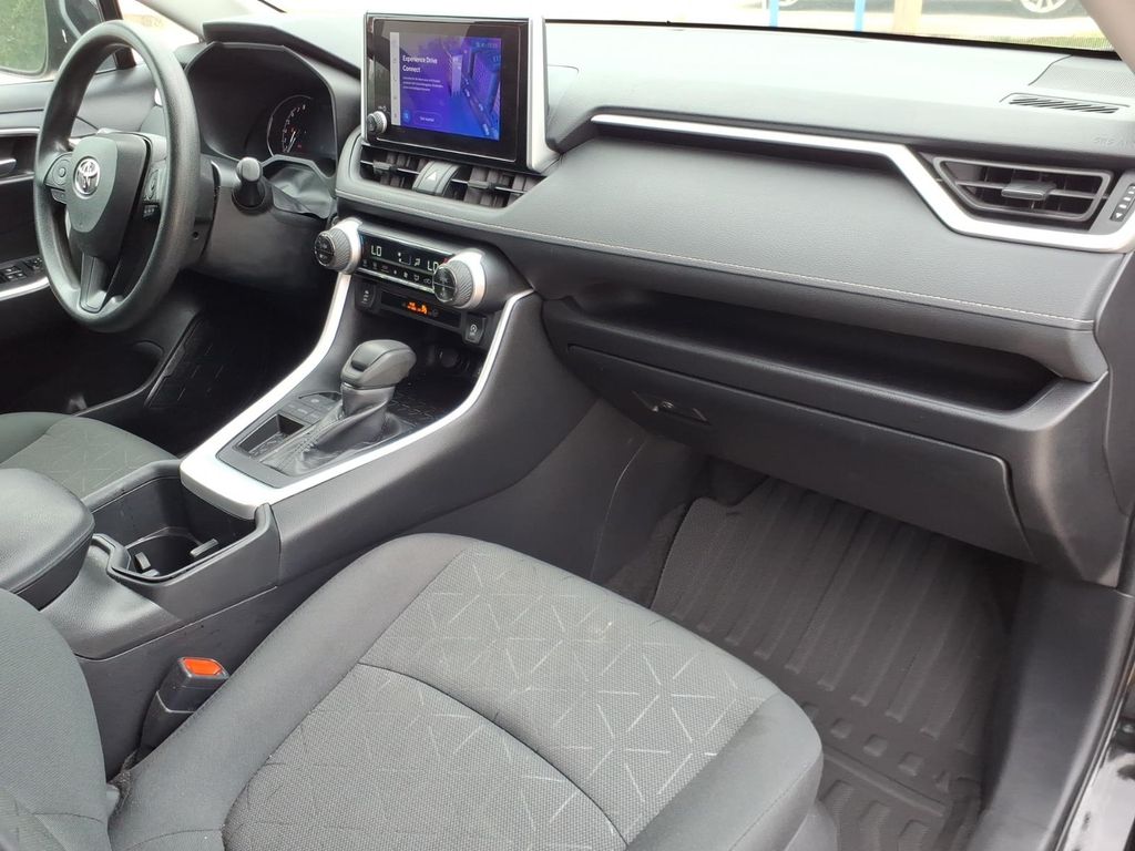 Used Car 2024 Toyota Rav4  Xle For Sale Under $30,000 In Pleasanton, Texas