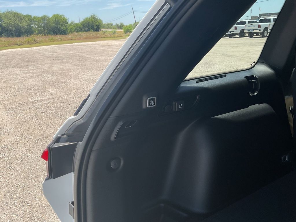 New Car 2025 Jeep Grand Cherokee  Limited For Sale Under $50,000 In Pleasanton, Texas