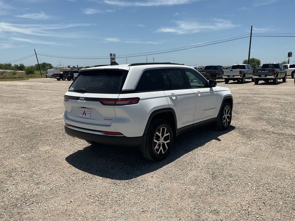 New Car 2025 Jeep Grand Cherokee  Limited For Sale Under $50,000 In Pleasanton, Texas