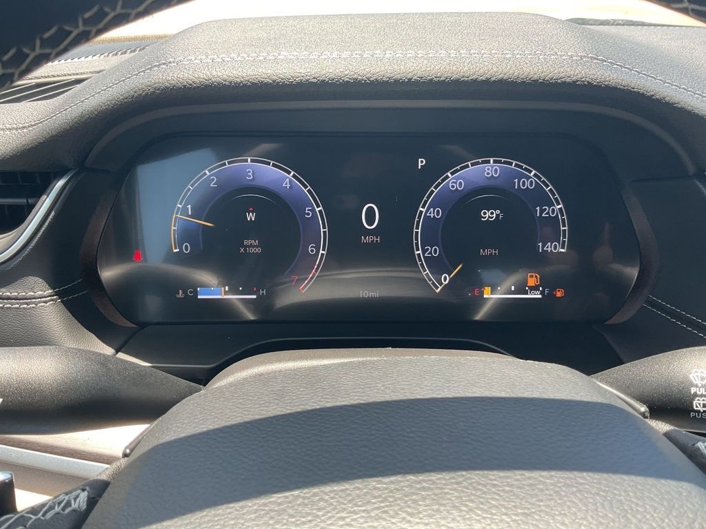 New Car 2025 Jeep Grand Cherokee  Limited For Sale Under $50,000 In Pleasanton, Texas