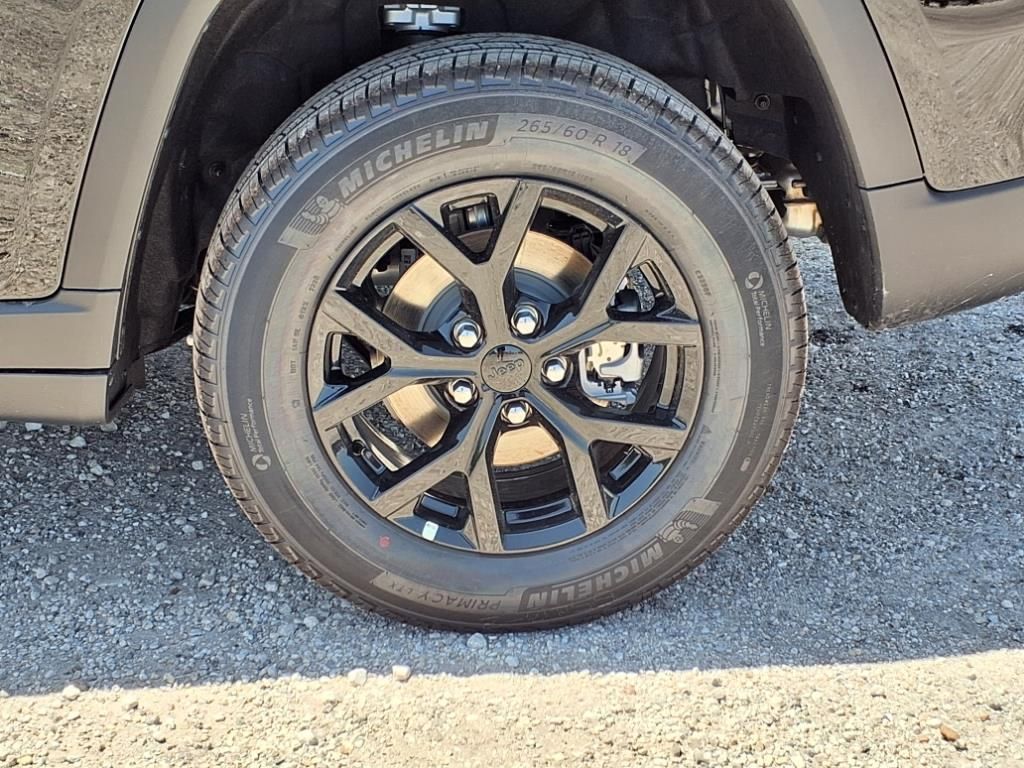 New Car 2025 Jeep Grand Cherokee  Altitude X For Sale Under $50,000 In Pleasanton, Texas
