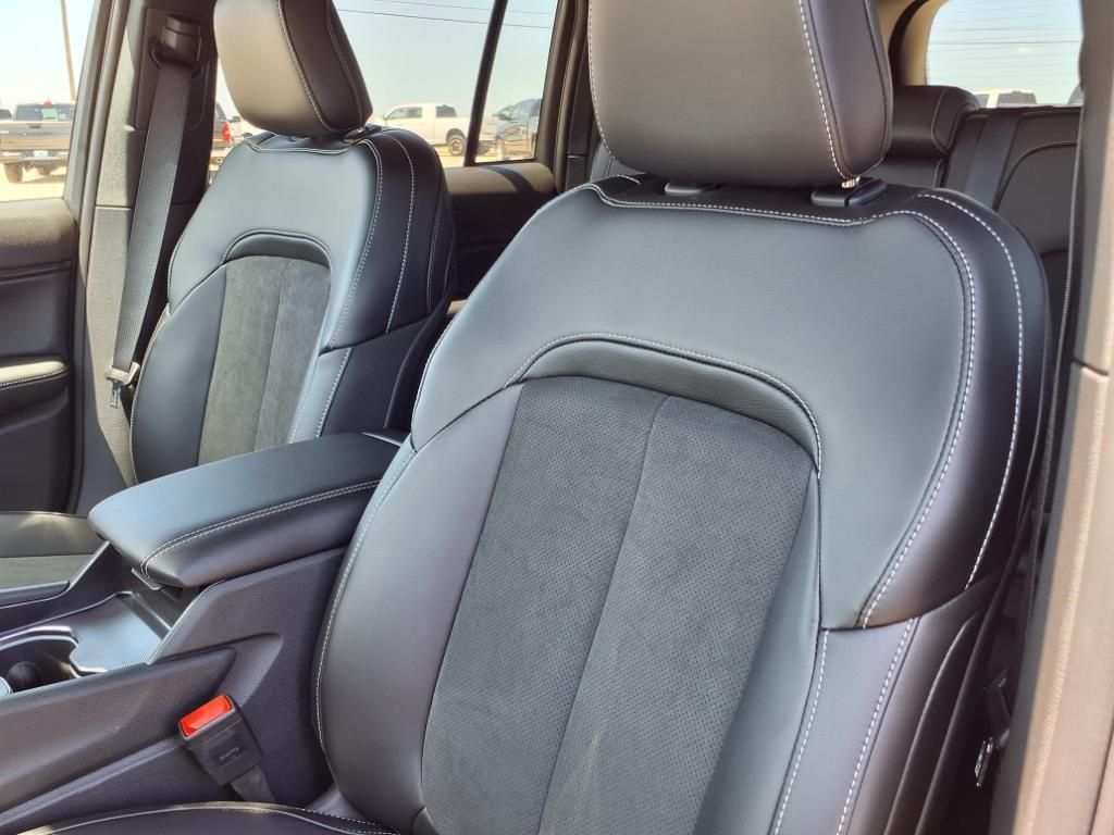 New Car 2025 Jeep Grand Cherokee  Altitude X For Sale Under $50,000 In Pleasanton, Texas