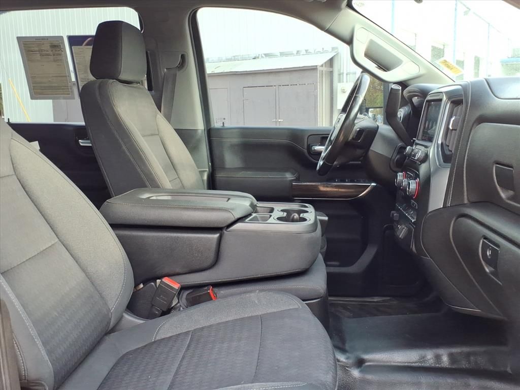 Used Car 2022 Chevrolet Silverado  Lt For Sale Under $50,000 In Pleasanton, Texas