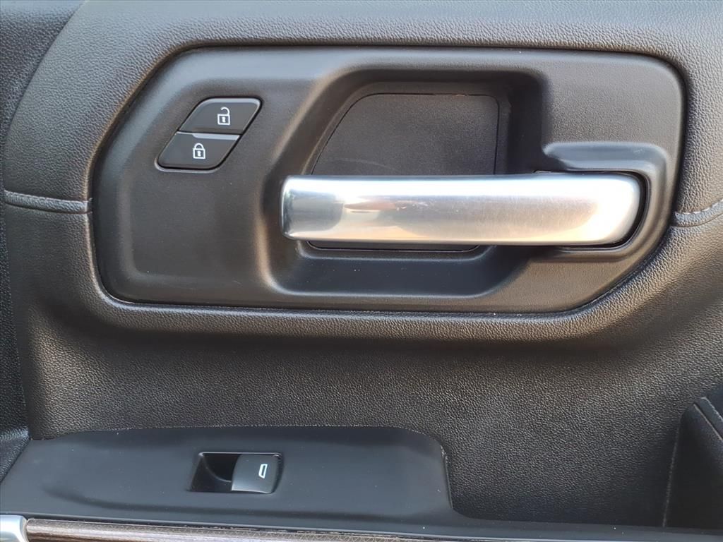 Used Car 2022 Chevrolet Silverado  Lt For Sale Under $50,000 In Pleasanton, Texas