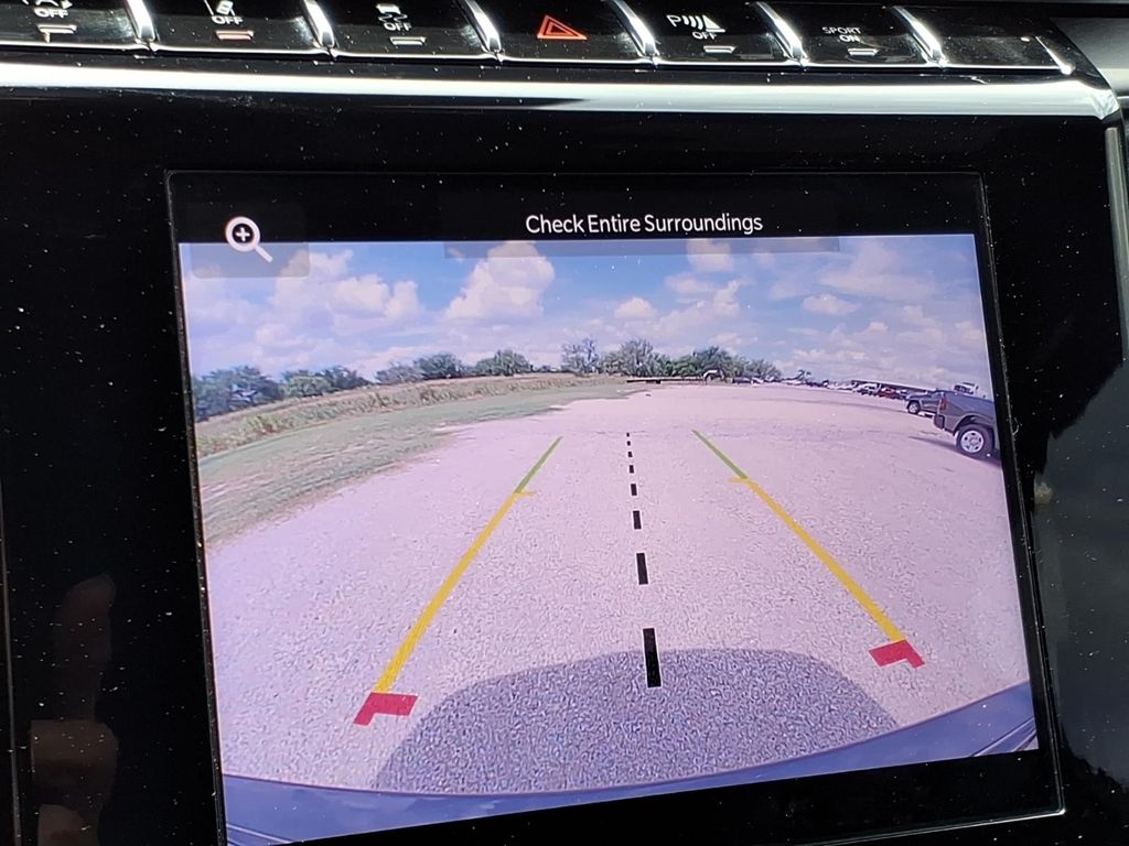 New Car 2025 Jeep Grand Cherokee  Laredo X For Sale Under $40,000 In Pleasanton, Texas
