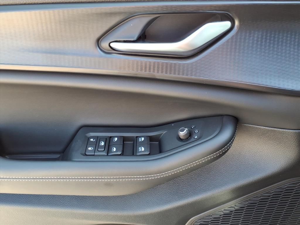 New Car 2025 Jeep Grand Cherokee  Laredo For Sale Under $50,000 In Pleasanton, Texas