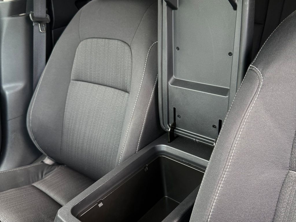 Used Car 2023 Nissan Altima  2.5 Sv For Sale Under $20,000 In Pleasanton, Texas