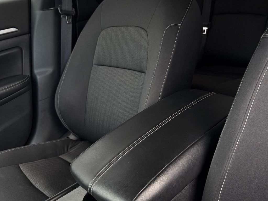 Used Car 2023 Nissan Altima  2.5 Sv For Sale Under $20,000 In Pleasanton, Texas