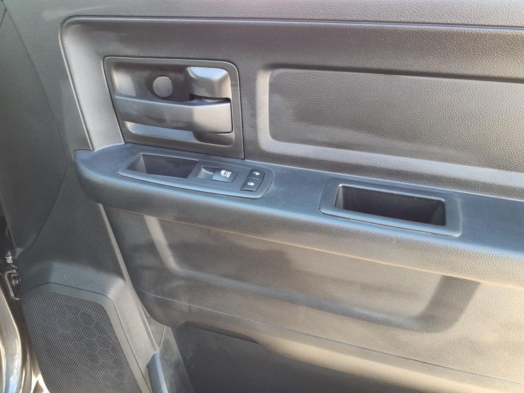 Used Car 2020 Ram 2500  Tradesman For Sale Under $30,000 In Pleasanton, Texas