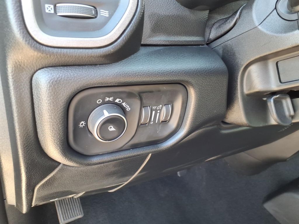 Used Car 2020 Ram 2500  Tradesman For Sale Under $30,000 In Pleasanton, Texas