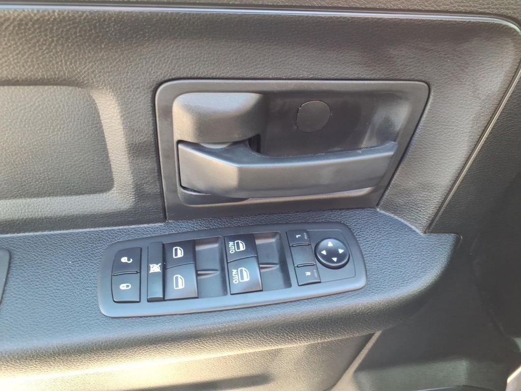 Used Car 2020 Ram 2500  Tradesman For Sale Under $30,000 In Pleasanton, Texas