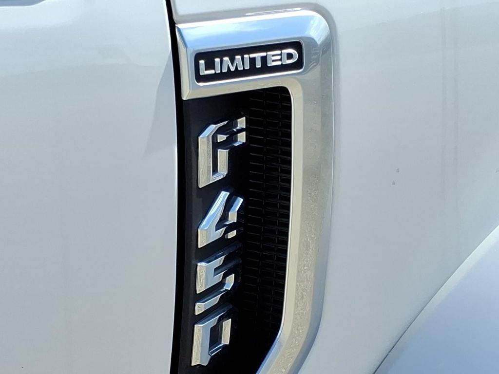Used Car 2019 Ford F-450  Limited For Sale Under $70,000 In Pleasanton, Texas