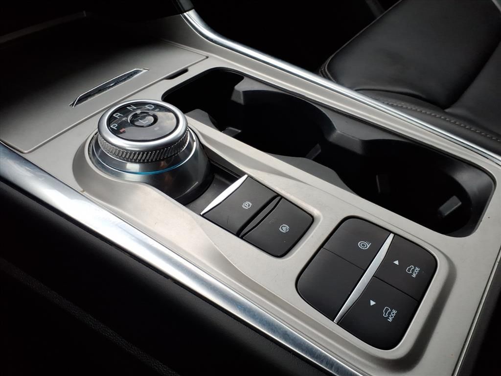 Used Car 2022 Ford Explorer  Xlt For Sale Under $30,000 In Pleasanton, Texas