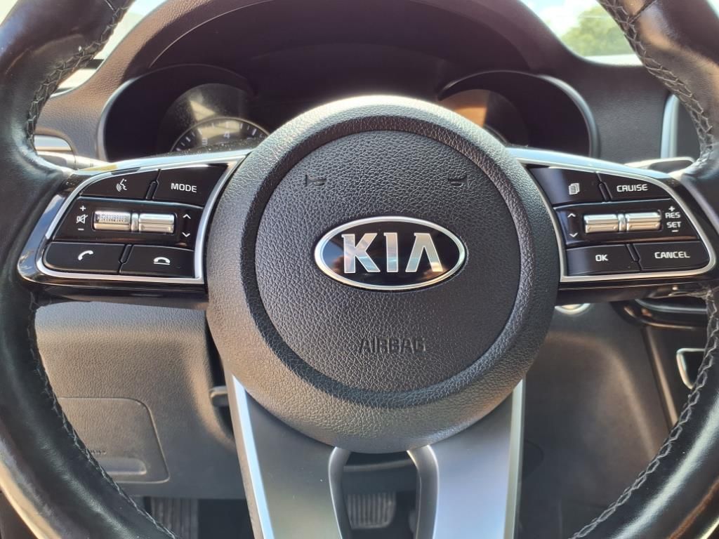 Used Car 2020 Kia Optima  Se For Sale Under $20,000 In Pleasanton, Texas