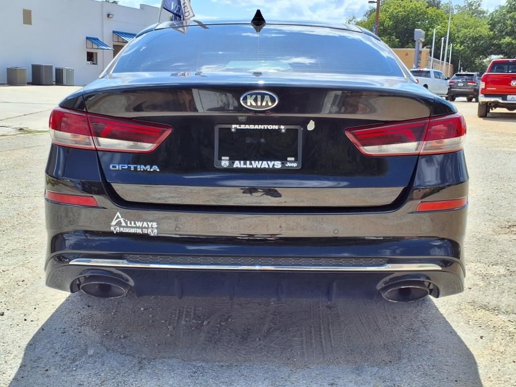 Used Car 2020 Kia Optima  Se For Sale Under $20,000 In Pleasanton, Texas
