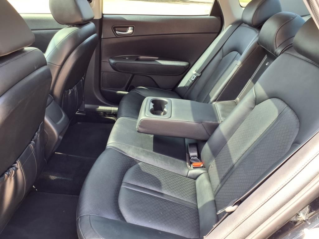 Used Car 2020 Kia Optima  Se For Sale Under $20,000 In Pleasanton, Texas