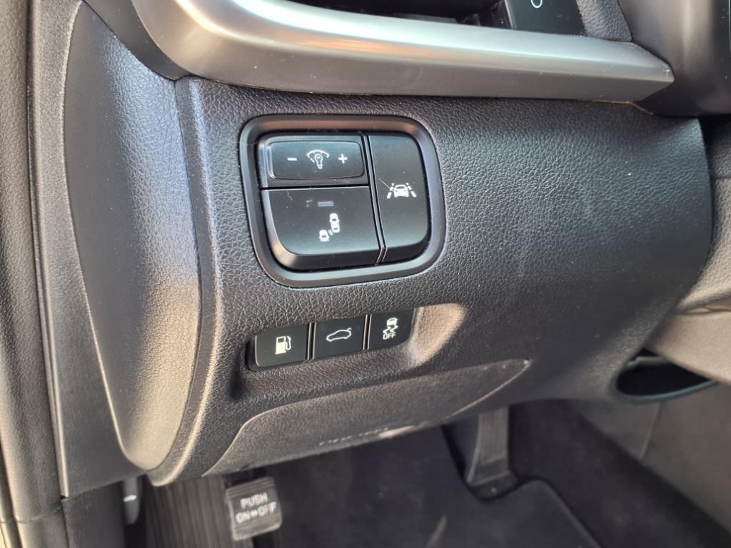 Used Car 2020 Kia Optima  Se For Sale Under $20,000 In Pleasanton, Texas