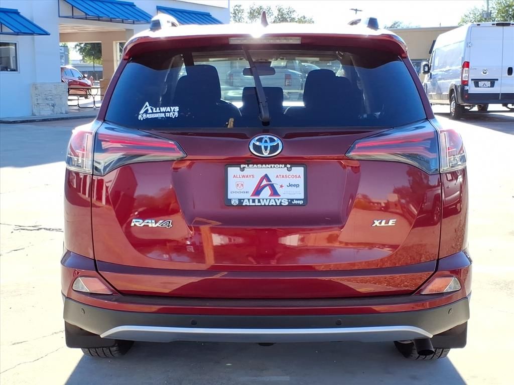 Used Car 2018 Toyota Rav4  Xle For Sale Under $20,000 In Pleasanton, Texas