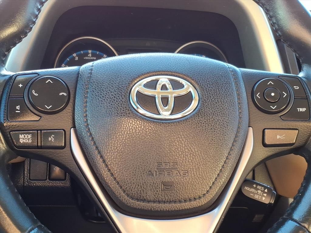 Used Car 2018 Toyota Rav4  Xle For Sale Under $20,000 In Pleasanton, Texas