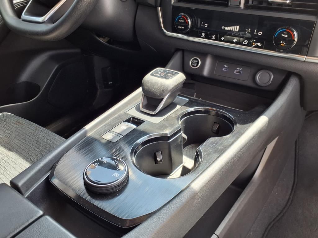 Used Car 2023 Nissan Rogue  Sv For Sale Under $25,000 In Pleasanton, Texas