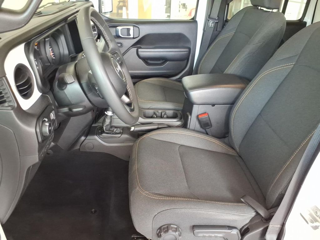 Used Car 2025 Jeep Wrangler  Sport S For Sale Under $40,000 In Pleasanton, Texas