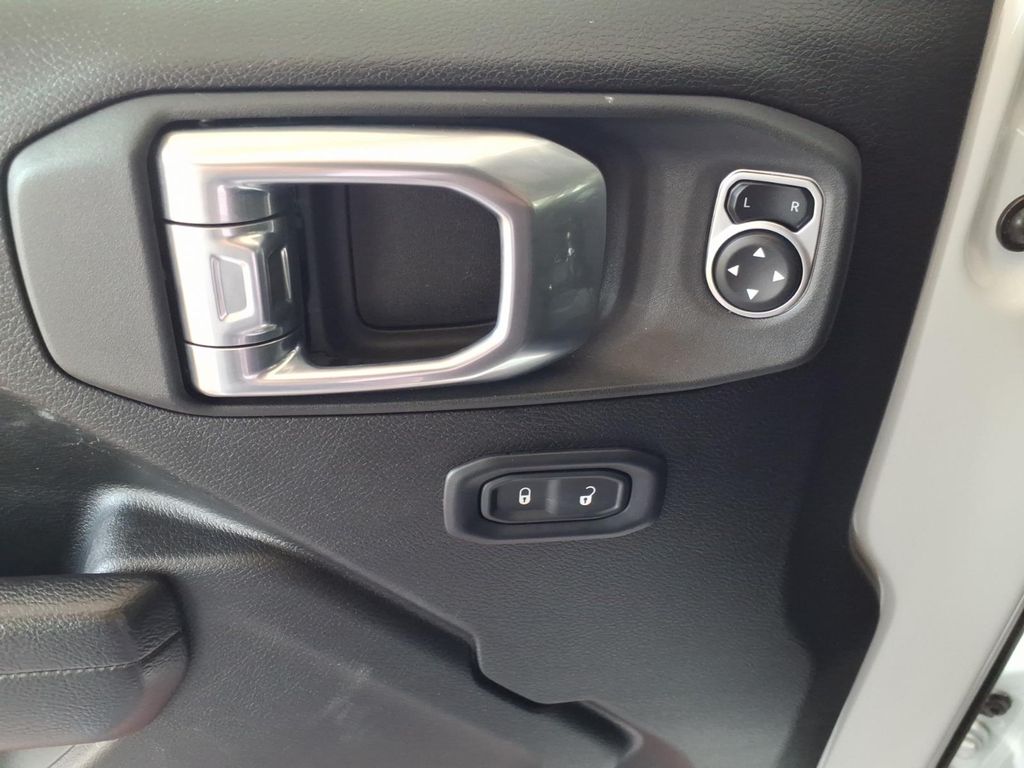 Used Car 2025 Jeep Wrangler  Sport S For Sale Under $40,000 In Pleasanton, Texas