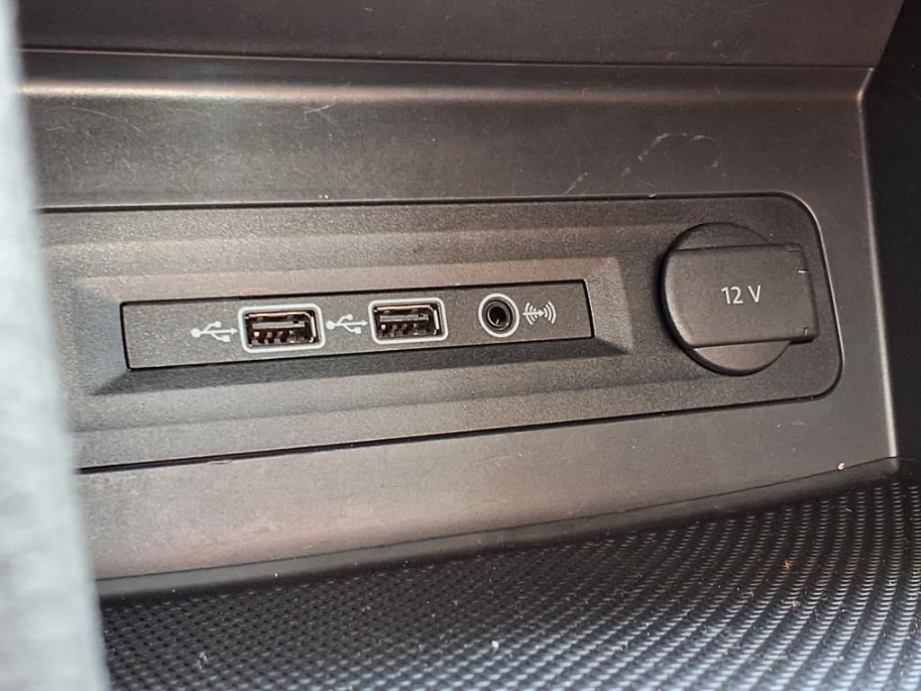 Used Car 2020 Volkswagen Atlas  3.6l V6 Sel Premium For Sale Under $25,000 In Pleasanton, Texas