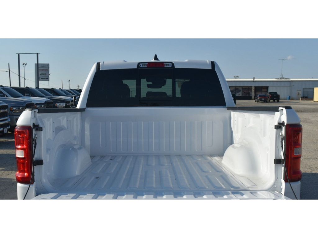 New Car 2025 Ram 1500  Lone Star For Sale Under $60,000 In Pleasanton, Texas