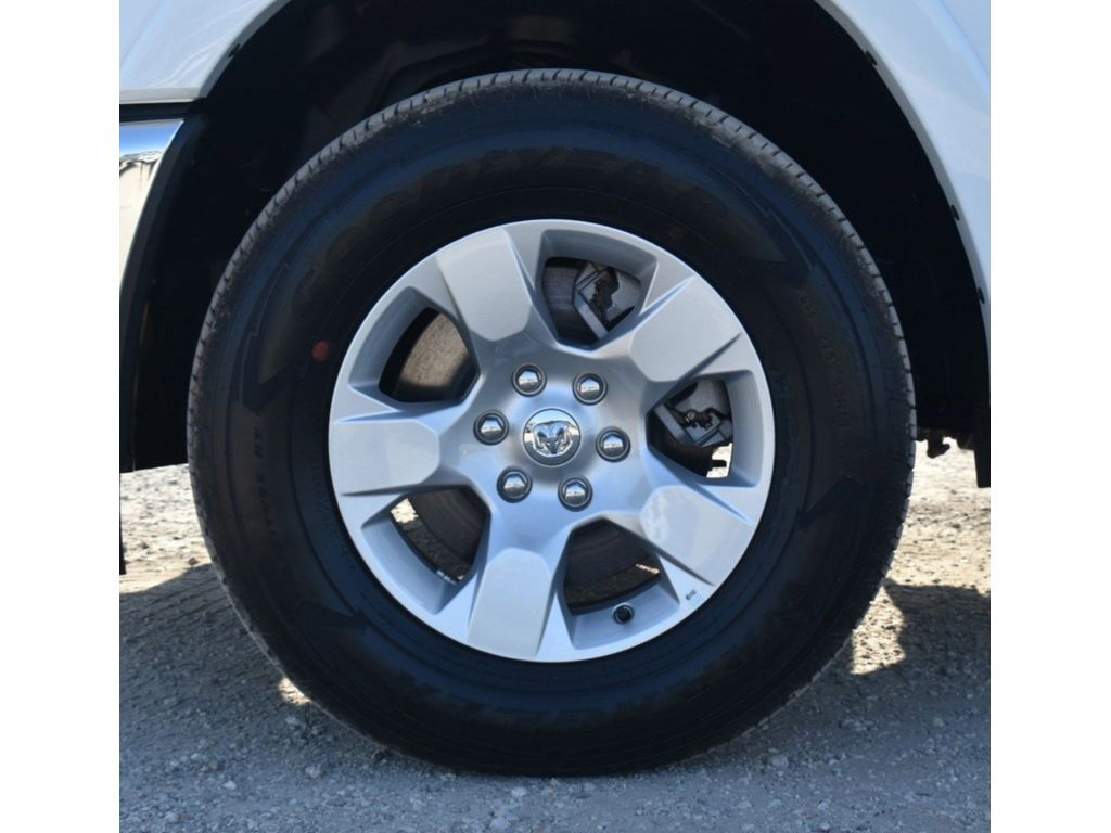 New Car 2025 Ram 1500  Lone Star For Sale Under $60,000 In Pleasanton, Texas