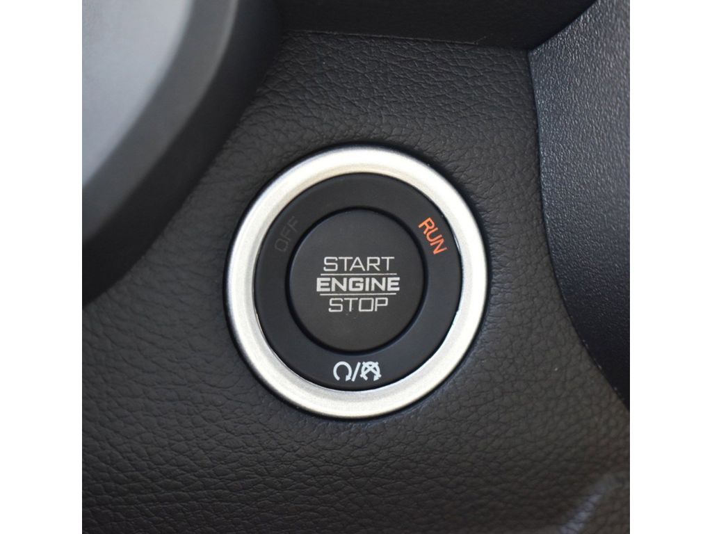 New Car 2025 Ram 1500  Lone Star For Sale Under $60,000 In Pleasanton, Texas