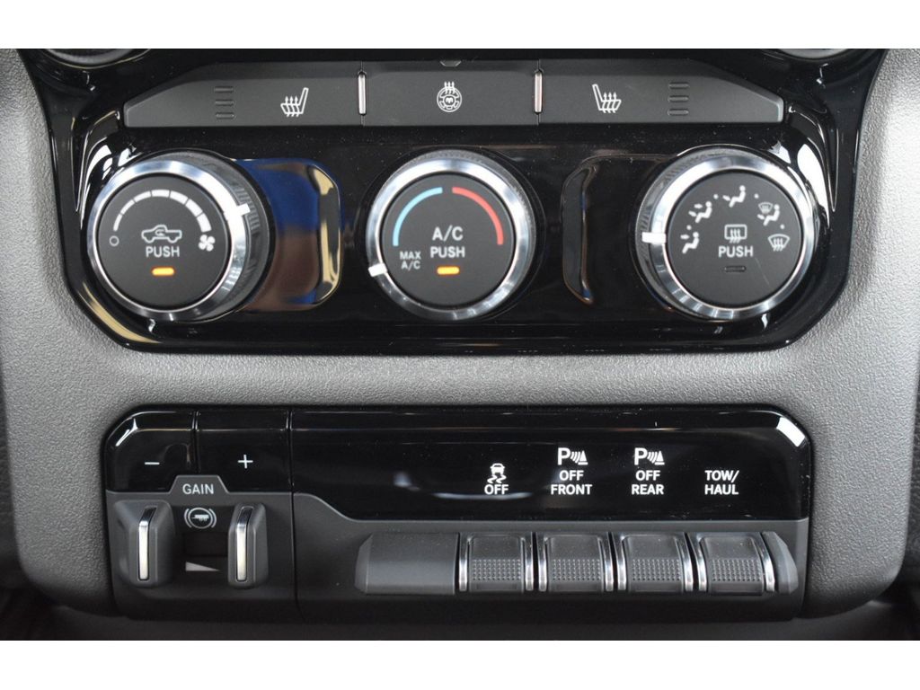 New Car 2025 Ram 1500  Lone Star For Sale Under $60,000 In Pleasanton, Texas