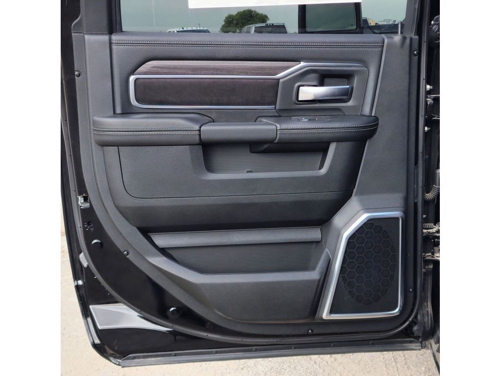 New Car 2025 Ram 2500  Laramie For Sale Under $90,000 In Pleasanton, Texas
